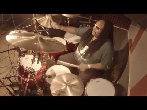 [CANOPUS / カノウプス] Alphonse Mouzon plays Canopus R.F.M. drum kit