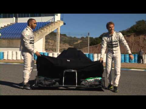 F1 W04 launch - Highlights