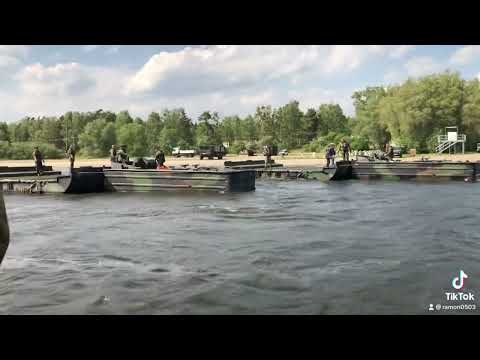 #bundeswehr FSB Faltschwimmbrücke