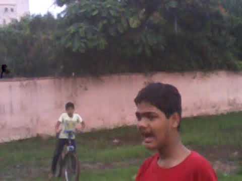 when ur friend tri8es to show off but gets himself down ;)