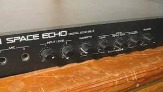 Video thumbnail for ROLAND RE-3 digital space echo by abertronic