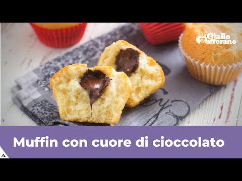 CHOCOLATE CENTER MUFFINS: Super easy recipe!