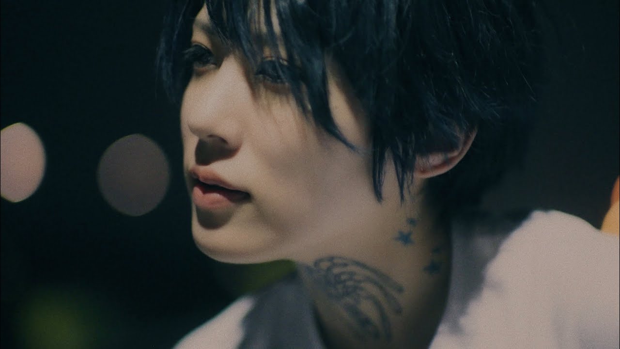 "悪い友達"の南虎我監督と再タッグ── 新MV「サプリメント」解禁