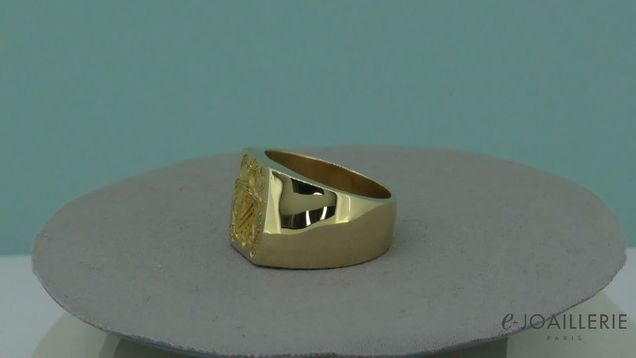 www.e-joaillerie.com - Chevalière or massif 18 carats et blason héraldique 15 x 13 mm pour hommes