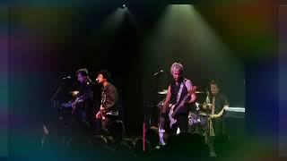 Green Day - Peacemaker (Live debut at The Independent, 2009)