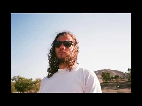 Chapter 230 - "Start A Band With Songs That Everybody Already Knows" ...as read by Jamie Hilsden