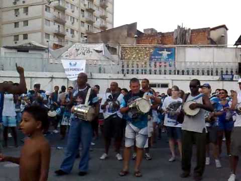Ensaio de rua da Portela