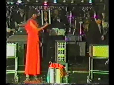 Magini und Cora MS.Tolstoi  Ansage auf Русский