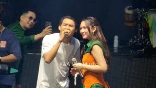 Download lagu Gilga 'I Love You Happy Asmara😍' Live at Ambyar Nemen Balai Sarbini Jakarta 2024 mp3