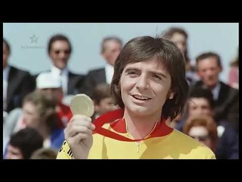 Stadium nuts crazy boys