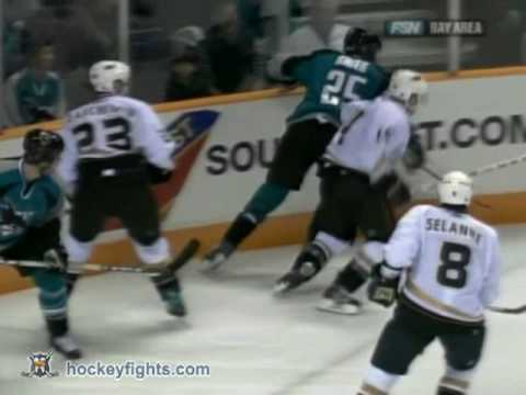 Shane O'Brien vs Mark Bell
