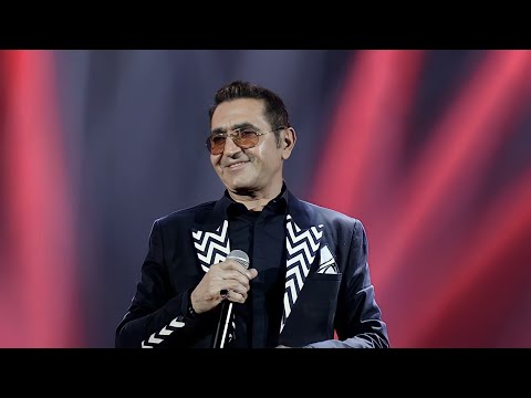 Fereydoun Asraei - Negahet - Live in Concert / اجرای زنده آهنگ «نگاهت» فریدون آسرایی