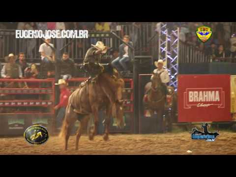 Silvino José Vs Big Ben Cia XL    Ribeirão Rodeo Music 2017