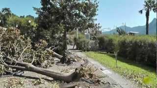 preview picture of video 'Tromba d'aria a Verbania - Tornado in Italy 25 agosto 2012'