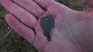 Metal Detecting: F75+ Random Finds and Babbling