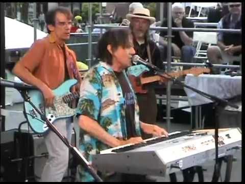 Blues Fest 2010 - Commander Cody - Beat Me Daddy Eight to the Bar".