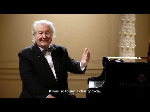 Enigma of Beethoven’s 32 Variations - Mikhail Voskresensky (English subtitles)