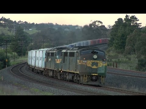 Australian Trains: PN Freight at Kilmore East.  Wed 26/10/11
