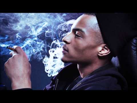 T.I. - Memories Back Then (feat. Kendrick Lamar, B.o.B. & Kris Stephens) [CDQ/Full]