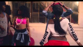 Ayo Jay- Gimme Kiss Official Video