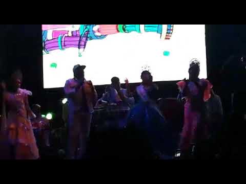 Chamaquita Loca-Merenglass:Llegó papá!!