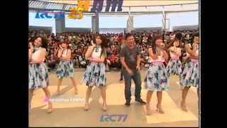 Download lagu Cherrybelle 'Dunia Tersenyum' - dahSyat 04 Oktober 2014 mp3 Download lagu Cherrybelle 'Dunia Tersenyum' - dahSyat 04 Oktober 2014 mp3