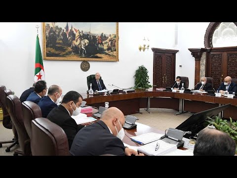 إجتماع ما يسمى مجلس الوزراء...اجتماع السفهاء