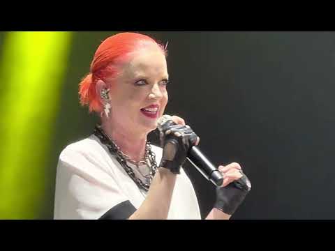 Garbage - Godhead (Live in Bethel, NY, 7-19-22) (4K HDR, HQ Audio, Front Row)