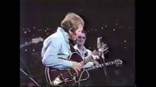 &quot;Yankee Doodle Dixie&quot; - Chet Atkins - Austin City Limits 1982