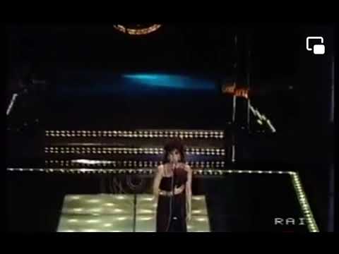 Daniela Goggi - Dammi tanto amore (Festival di Sanremo 1983)