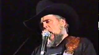 Johnny Paycheck &amp; Merle Haggard I&#39;m The Only Hell IN THE CHILLICOTHE OHIO PRISON