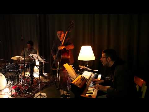AUT TO LUNCH - Miss Ann (Eric Dolphy)- Live @ Fabbrica Saccardo (2012)