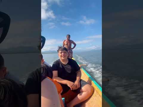 De Voadeira n baia de Guaraqueçaba PR