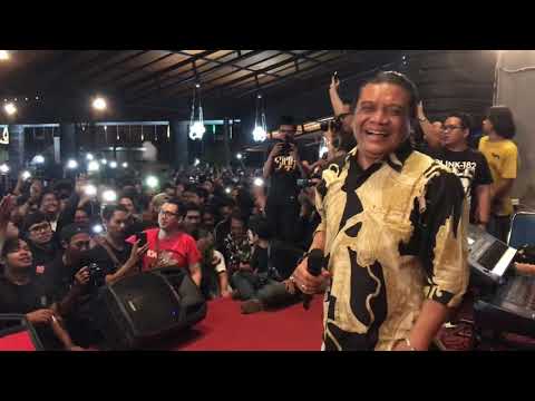 Kembang Tebu di Pantai Klayar