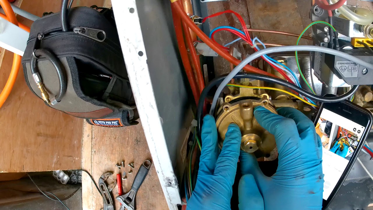 Main Combi HE - How To Change The Diverter Diaphragm | No Hot Water