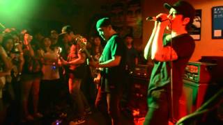 The Devil Made Me Do It - Chicosci (Live @ B-Side)