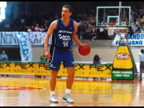 A2 Play off 2000/'01 Sicc Jesi - B. Marche Fabriano Basket 92-105 (TV Centro Marche)