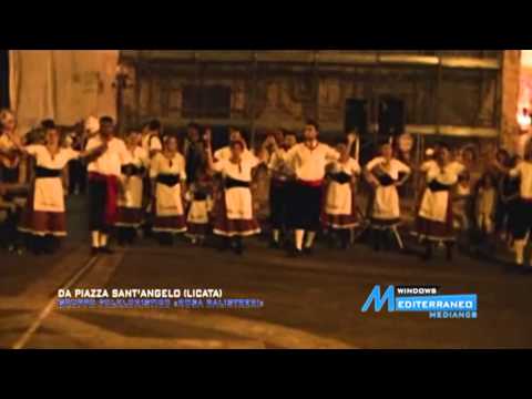 Gruppo Rosa Balistreri: esibizione in piazza Sant'Angelo a Licata