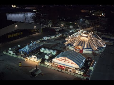 Circus Roncalli Aufbau am Gelände der Messe Graz
