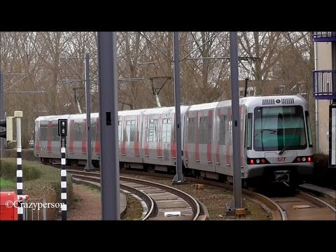 RET metro SG2/1 vertrek Ambachtsland naar De Tochten