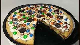 HOW TO MAKE A GIANT PIZZA COOKIE