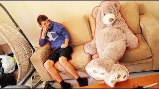 GIANT TEDDY BEAR SCARE PRANK ON BROTHER!