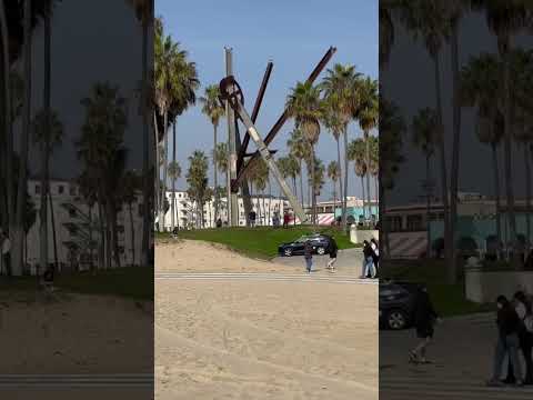 California Beach life| LA | Santa Monica | Venice beach | #youtubeshorts #planetravel #beach