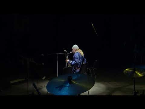 Robert McLaughlin at Xoomei in the Center of Asia TUVAN THROAT SINGING