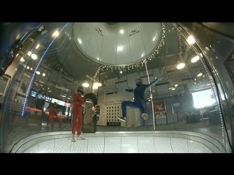 Indoor skydiving: sit flying and out face carving (Nell 46)
