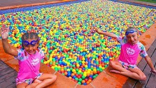 LAS RATITAS LLENAN SU PISCINA DE BOLAS DE COLORES!!