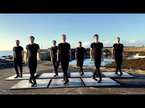 Irish Dancing on the STUNNING West Coast of Ireland | Cairde