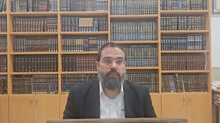 הרב חיים סרוסי - פרשת שמיני תשפ"ה - להיזהר שלא לפגוע במלך (הרב חיים סרוסי) - התמונה מוצגת ישירות מתוך אתר האינטרנט יוטיוב. זכויות היוצרים בתמונה שייכות ליוצרה. קישור קרדיט למקור התוכן נמצא בתוך דף הסרטון