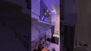 Album cover: London paddinton