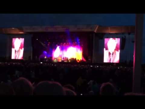 Tom Jones Delilah Lytham 2014